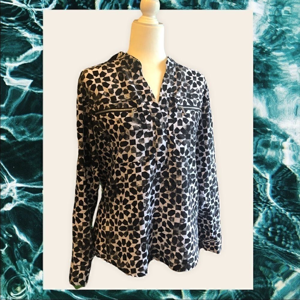 Michael Kors BLK and WHT longsleeve blouse